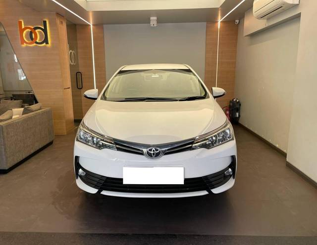 https://images10.gaadi.com/usedcar_image/4494117/original/processed_33f625a5dd0d42f77476a23848883bf9.jpeg?imwidth=6400