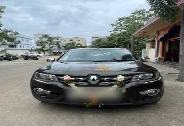 https://images10.gaadi.com/usedcar_image/4494258/original/a486c05e-cf25-46be-8fd6-20248334eb68.?imwidth=6400