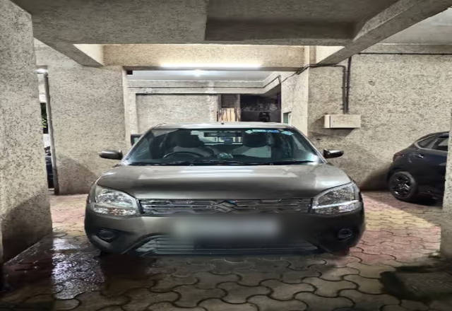 https://images10.gaadi.com/usedcar_image/4494273/original/634895bf-cd0e-4380-b6b9-8447ad2c4a9f.?imwidth=6400