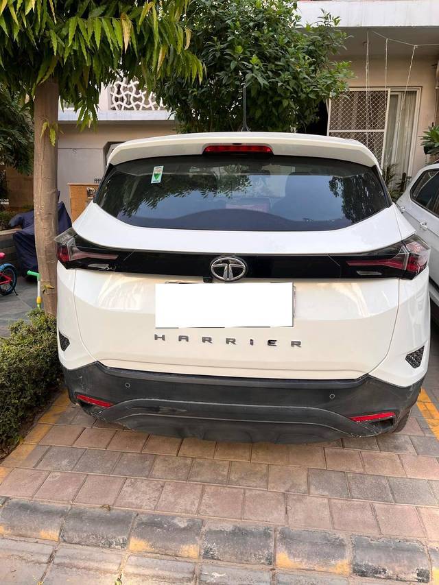 https://images10.gaadi.com/usedcar_image/4494390/original/processed_58d34141-9b50-4263-b852-27695c29210c.jpg?imwidth=6400
