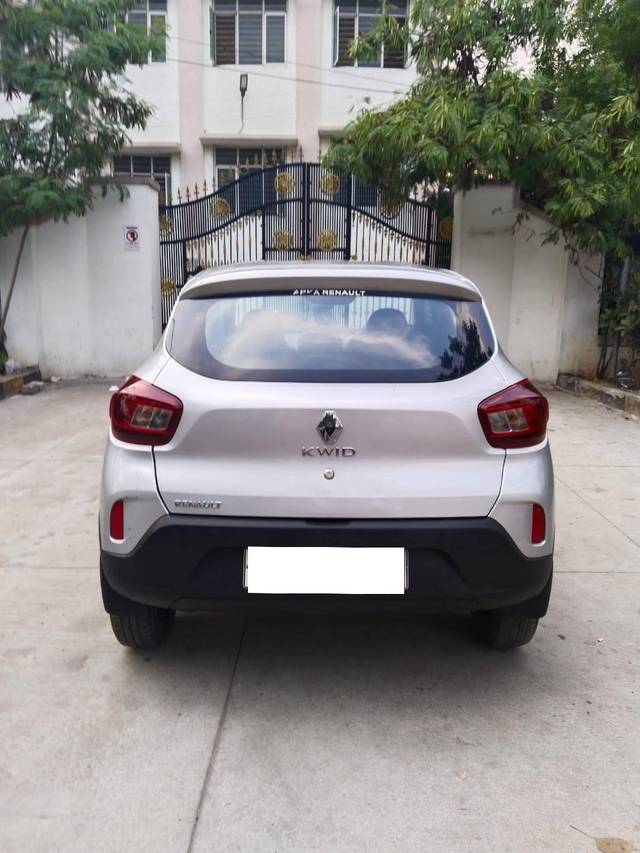 https://images10.gaadi.com/usedcar_image/4494586/original/processed_6f7b03c7309a8462cfaede651c259e6e.jpg?imwidth=6402