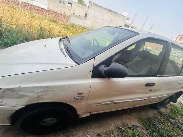 https://images10.gaadi.com/usedcar_image/4494593/original/processed_1f560960-0051-46fc-bfaf-3f87dc6fe32c.jpeg?imwidth=6400