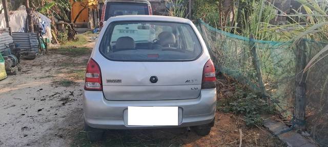 https://images10.gaadi.com/usedcar_image/4494652/original/processed_b6740e57-6907-4966-b97b-9cc61926e525.jpg?imwidth=6401