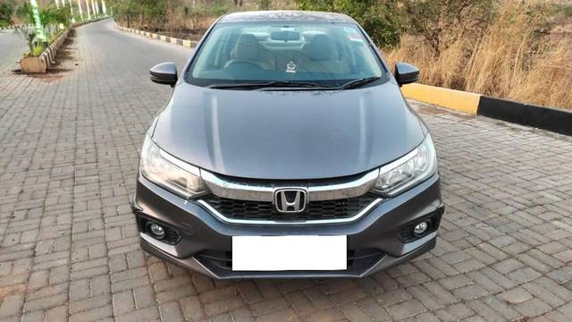 https://images10.gaadi.com/usedcar_image/4494901/original/processed_df198304-16e7-4c37-8203-04eda23f1229.jpg?imwidth=6402