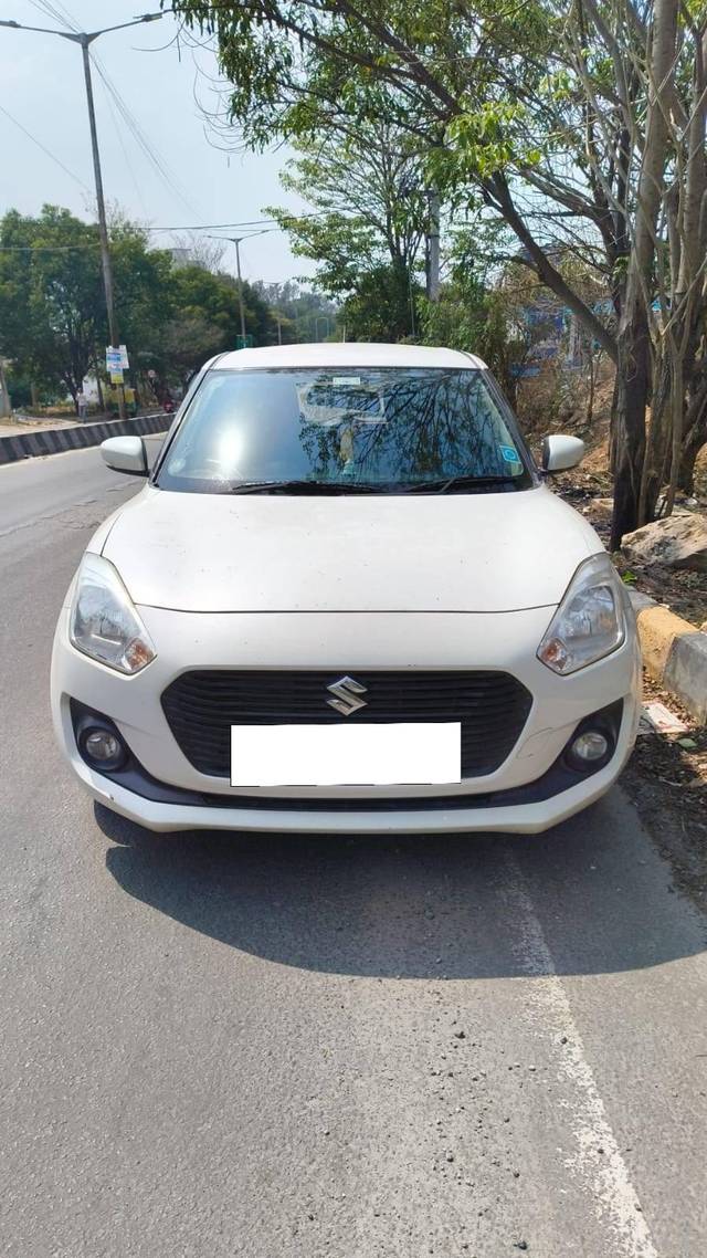 https://images10.gaadi.com/usedcar_image/4494948/original/processed_cf186018-a9e0-4506-a651-42a36f3a7a49.jpg?imwidth=6400