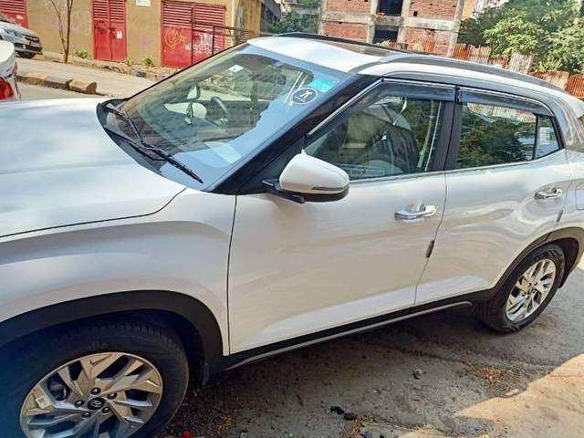 https://images10.gaadi.com/usedcar_image/4495056/original/processed_72043631-1418-4443-b121-00ae13c7e2f7.jpg?imwidth=6400