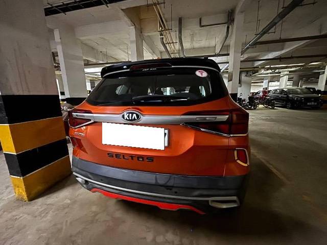 https://images10.gaadi.com/usedcar_image/4495107/original/processed_1a622153-acf9-4ffd-b3fd-23bdb872c0c7.jpeg?imwidth=6401