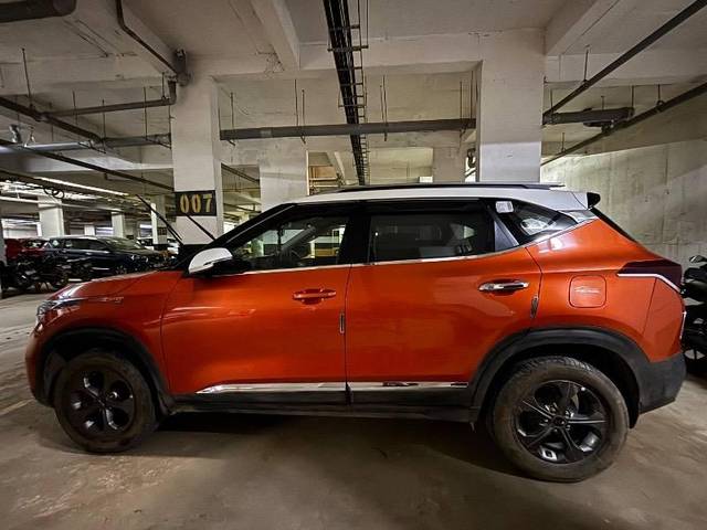 https://images10.gaadi.com/usedcar_image/4495107/original/processed_7ef2006d-49d4-4177-91ce-68b2e9042b19.jpeg?imwidth=6402