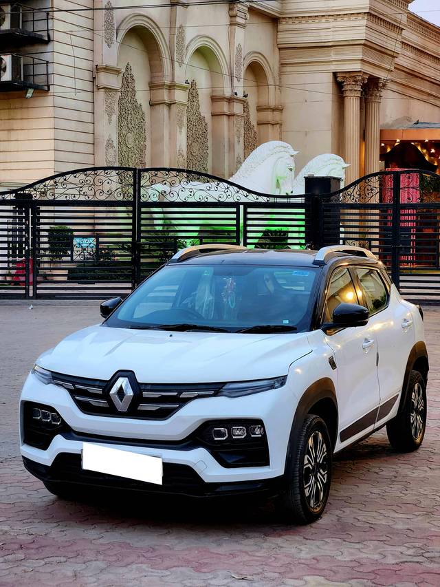 https://images10.gaadi.com/usedcar_image/4495313/original/processed_f3545bf497aafcf859eb058fa1710655.jpg?imwidth=6402