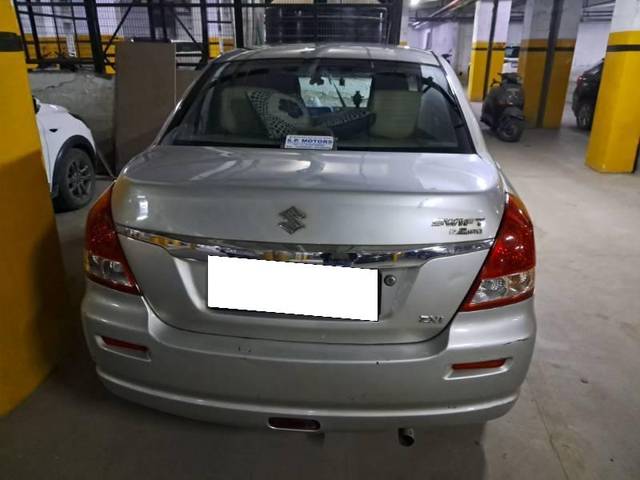https://images10.gaadi.com/usedcar_image/4495478/original/processed_80085ee7-ec1b-4092-aa5a-826966716bd9.jpg?imwidth=6400