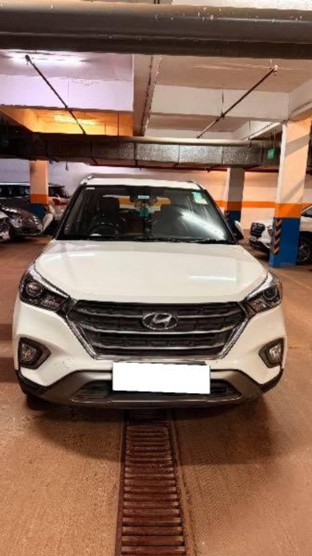 https://images10.gaadi.com/usedcar_image/4495607/original/processed_26bf6785-659b-47d6-903e-8c2928775f0c.jpeg?imwidth=6400
