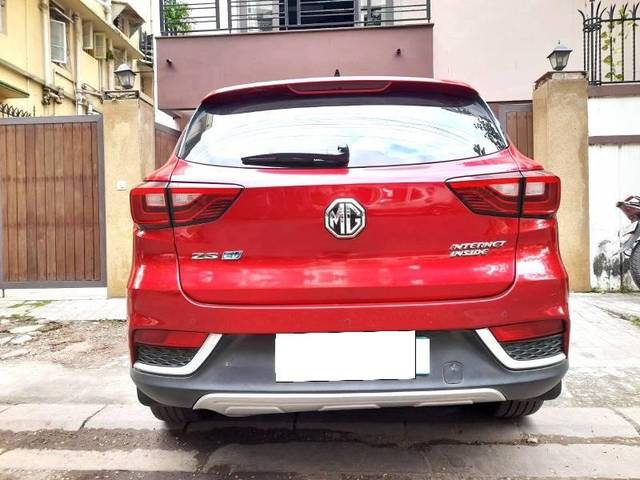 https://images10.gaadi.com/usedcar_image/4495827/original/processed_4a3a773de6ed87f4043a9df1687216ac.jpeg?imwidth=6401