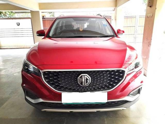 https://images10.gaadi.com/usedcar_image/4495827/original/processed_798cf48471fa8894078fa31a8ab4ed5c.jpeg?imwidth=6400
