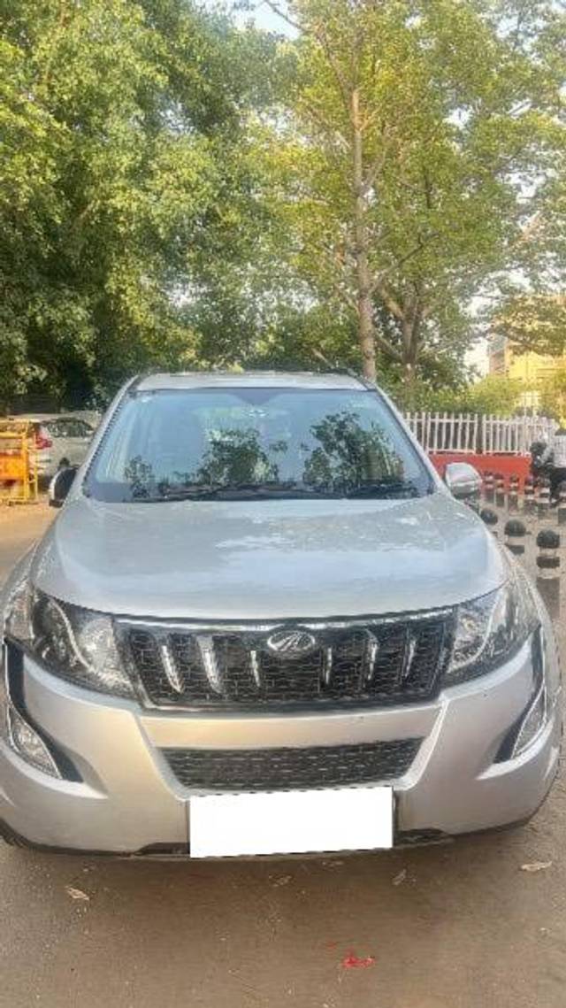https://images10.gaadi.com/usedcar_image/4495830/original/processed_9e4a247a-0832-4e7b-8a86-a4f9977fa105.jpeg?imwidth=6400