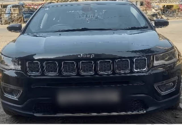 https://images10.gaadi.com/usedcar_image/4495919/original/a5603233-3ce6-42d4-bdf1-69522a9629c4.?imwidth=6400