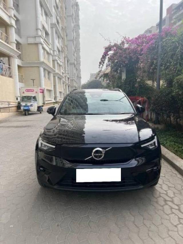 https://images10.gaadi.com/usedcar_image/4496144/original/processed_a377ad24-2699-41bc-ad9a-bb3f74449bcb.jpeg?imwidth=6400
