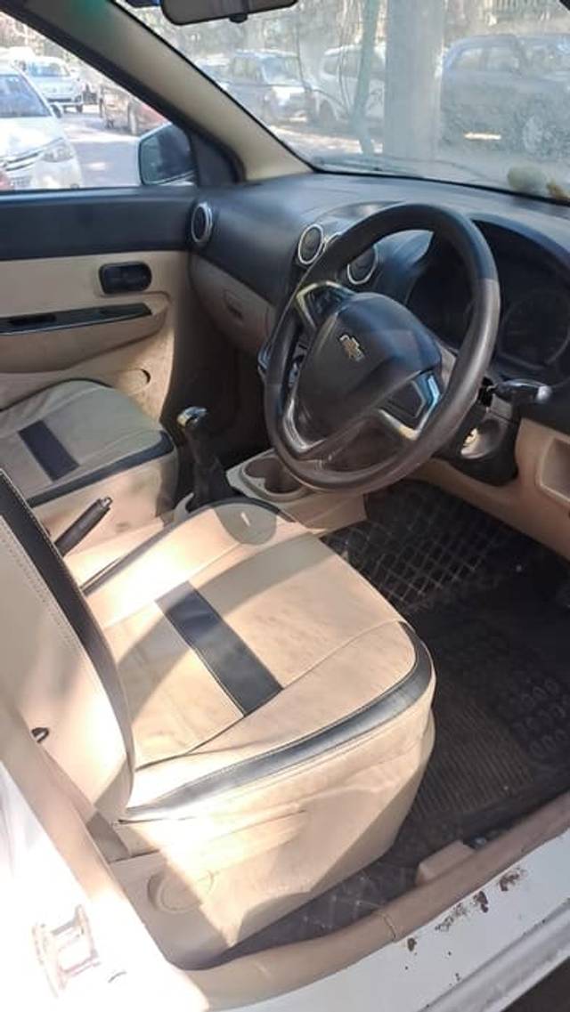 https://images10.gaadi.com/usedcar_image/4496275/original/acc8c8bdd133bf670bbd58e7da5833f5.jpg?imwidth=6402