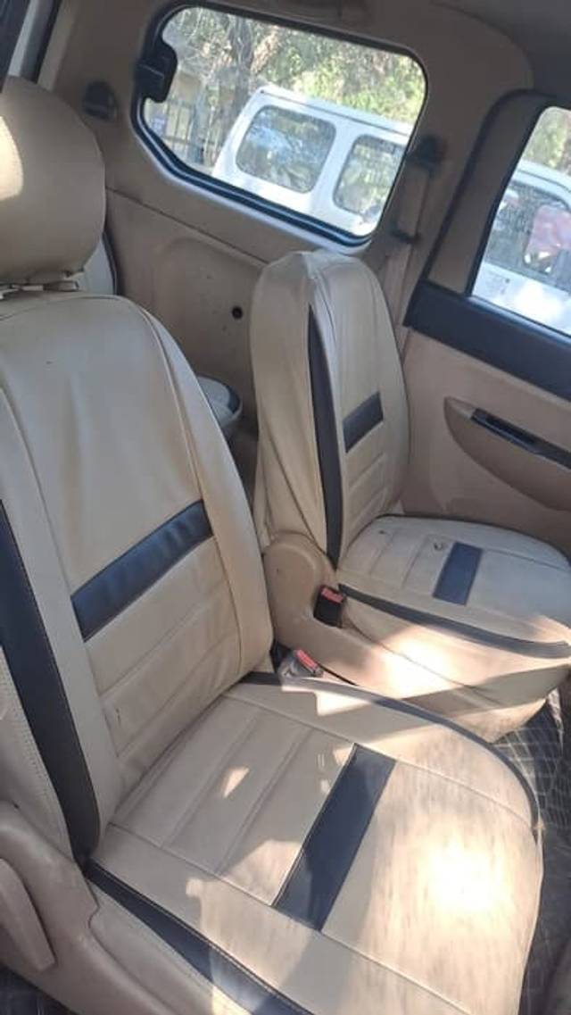 https://images10.gaadi.com/usedcar_image/4496275/original/f447ca2d2fda32f35d5de010b1503c0c.jpg?imwidth=6401