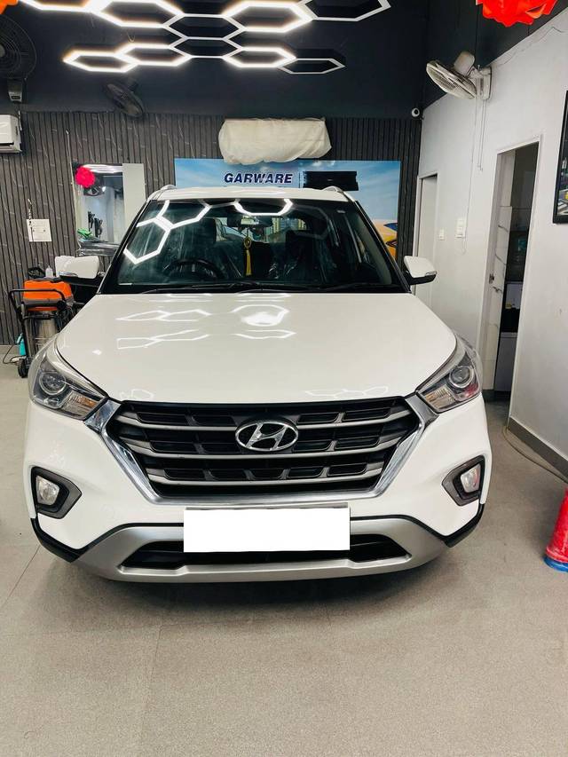 https://images10.gaadi.com/usedcar_image/4496286/original/processed_292120dbbfc461965ebff4cccddbe416.jpg?imwidth=6400