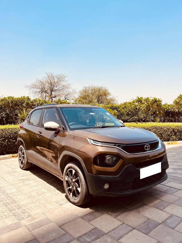 https://images10.gaadi.com/usedcar_image/4496324/original/processed_7fe06bfd-359a-4088-a741-b259c02eeade.jpg?imwidth=6400