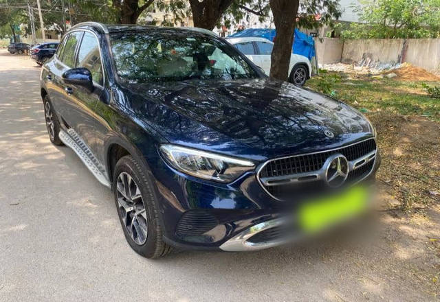 https://images10.gaadi.com/usedcar_image/4496450/original/6c859f82-53e9-4f7a-a0c6-3f726179ac91.?imwidth=6400