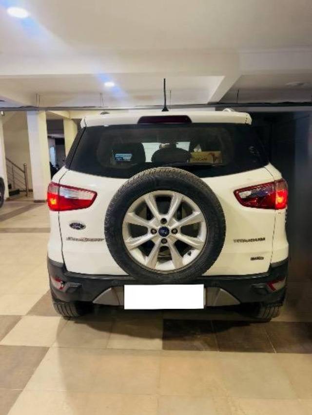 https://images10.gaadi.com/usedcar_image/4496569/original/processed_cb8026aa-f62b-4a74-bc3c-976504c56d2e.jpeg?imwidth=6402