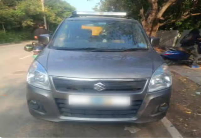 https://images10.gaadi.com/usedcar_image/4496637/original/222edc12-ba97-4bf2-9cbd-a50c4672015d.?imwidth=6400