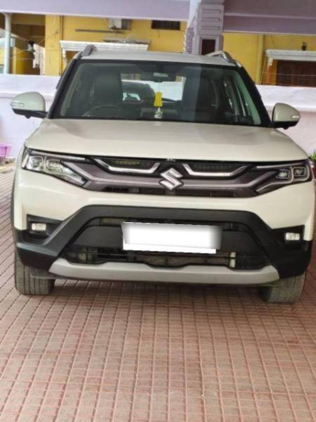 https://images10.gaadi.com/usedcar_image/4496705/original/processed_processed_ac1de3be-0a2a-4833-ad94-5b12c01f3dbf.jpg?imwidth=6400