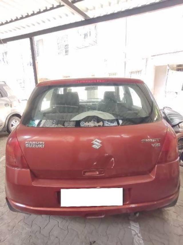 https://images10.gaadi.com/usedcar_image/4496987/original/processed_afe75f32-9138-457b-8619-631b70f65bff.jpg?imwidth=6401