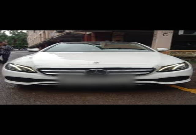 https://images10.gaadi.com/usedcar_image/4497047/original/3bc28202-0c36-42cf-995f-99159b50f70c.?imwidth=6400