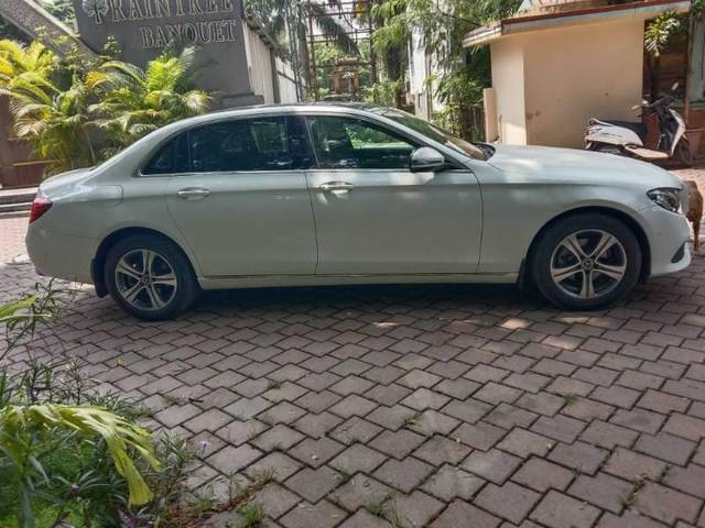 https://images10.gaadi.com/usedcar_image/4497047/original/processed_ffb4eb49-83af-4f92-8f32-3d4f1d2962bb.jpg?imwidth=6401