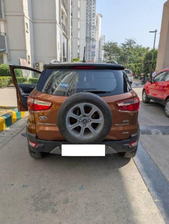 https://images10.gaadi.com/usedcar_image/4497049/original/processed_b8e91b91-1171-4537-b520-6346c6b22931.jpg?imwidth=6401