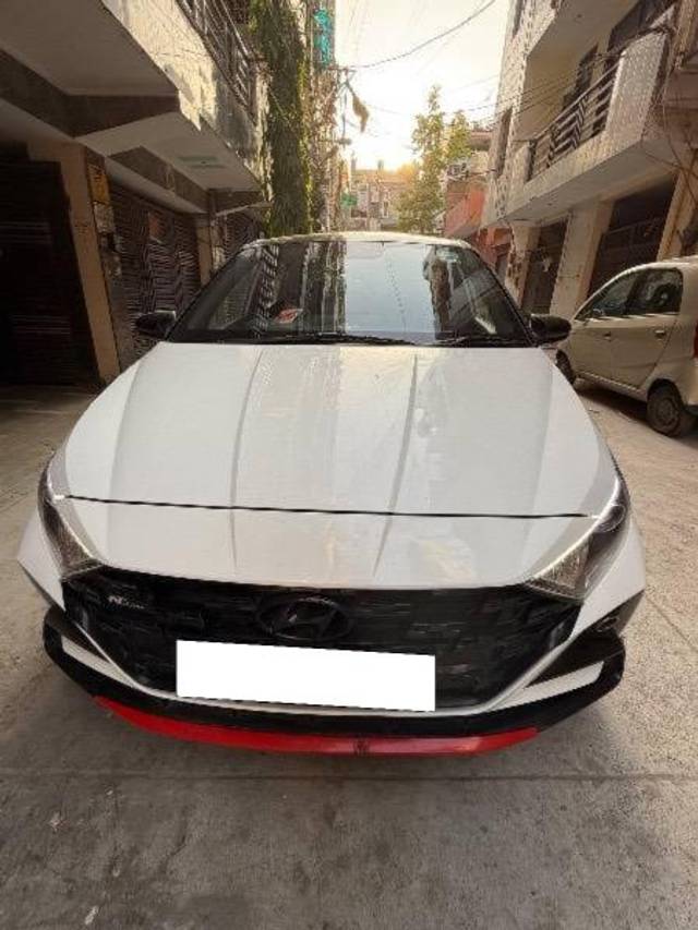 https://images10.gaadi.com/usedcar_image/4497088/original/processed_7c47e0b2-6fb1-4540-a038-24ac18d1f25e.jpeg?imwidth=6400