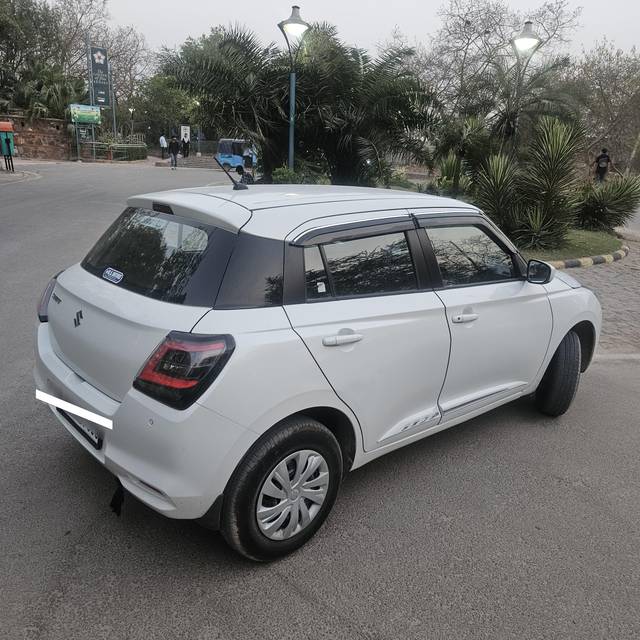 https://images10.gaadi.com/usedcar_image/4497258/original/processed_071f8f722711a3667c2109e30f9eaa76.jpg?imwidth=6402
