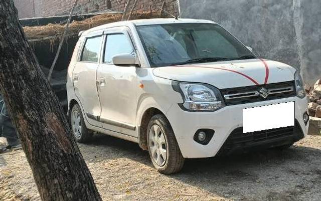 https://images10.gaadi.com/usedcar_image/4497359/original/processed_e23b1f6c-18c8-4055-911b-d43b3de0e75a.jpg?imwidth=6400
