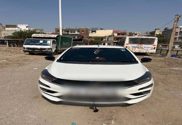 https://images10.gaadi.com/usedcar_image/4497479/original/3a7ab417-552a-4825-8557-a1c7ba9ec21f.?imwidth=6402