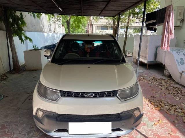 https://images10.gaadi.com/usedcar_image/4497491/original/processed_299278cc-716a-4de8-808e-894ab3b16025.jpeg?imwidth=6400