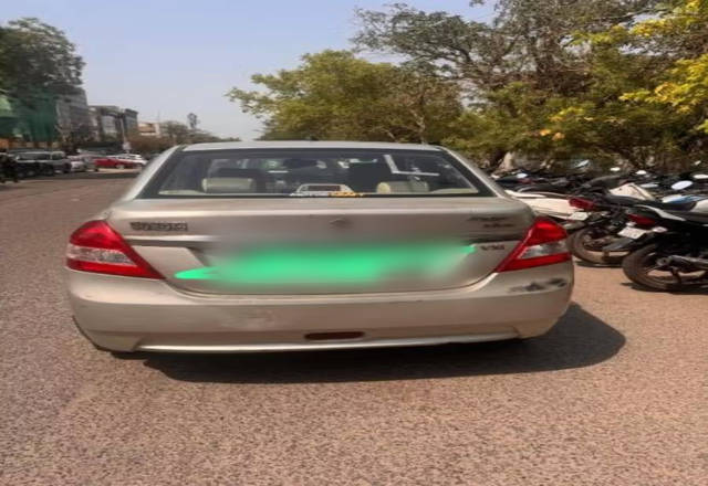 https://images10.gaadi.com/usedcar_image/4497544/original/b03c3932-6676-431d-9bfe-448bd37df063.?imwidth=6402