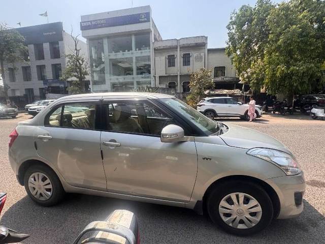 https://images10.gaadi.com/usedcar_image/4497544/original/processed_06fb8dfd-08af-4ed6-af98-ba5a1f52b0e2.jpeg?imwidth=6401