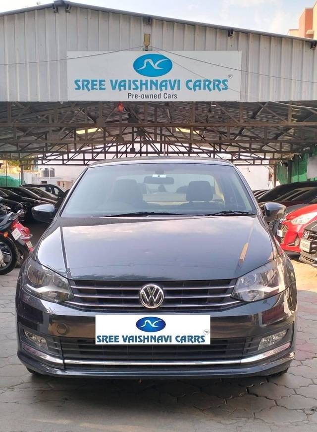 https://images10.gaadi.com/usedcar_image/4497712/original/processed_40fd61d0dfd60e3b53b6f9be9ca3651b.jpeg?imwidth=6400
