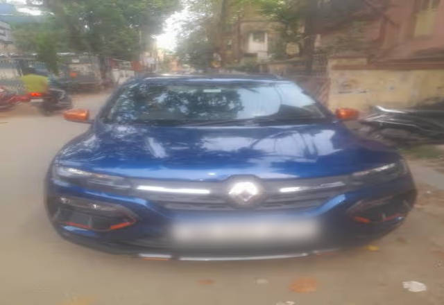 https://images10.gaadi.com/usedcar_image/4497793/original/8ac93981-3e0c-48b6-a414-680e13c28577.?imwidth=6400