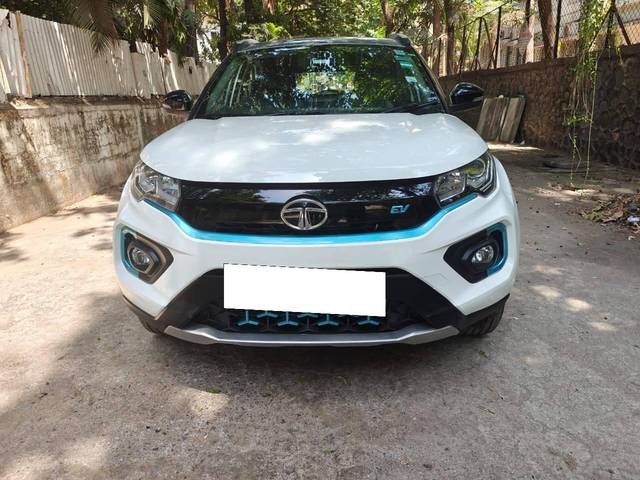 https://images10.gaadi.com/usedcar_image/4497843/original/processed_63d7f8f37e1edf6fa0423f7756bd21f3.jpg?imwidth=6400