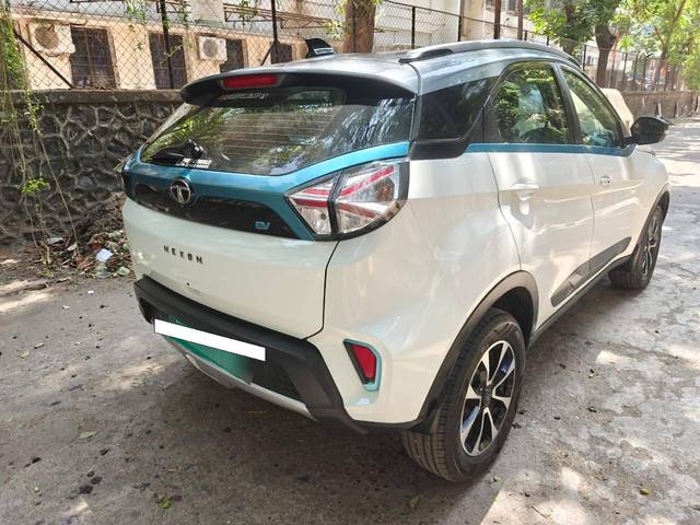 https://images10.gaadi.com/usedcar_image/4497843/original/processed_8fa1595e2387bbf998b9e076411f5bff.jpg?imwidth=6401