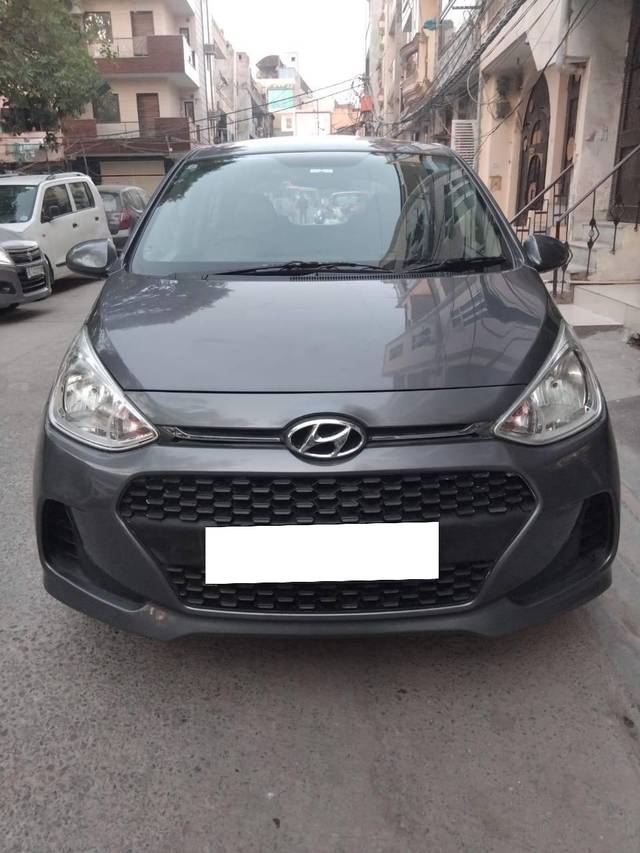 https://images10.gaadi.com/usedcar_image/4498193/original/processed_71ffe63d78b62f214e9f9b7dec7ed3dd.jpg?imwidth=6400