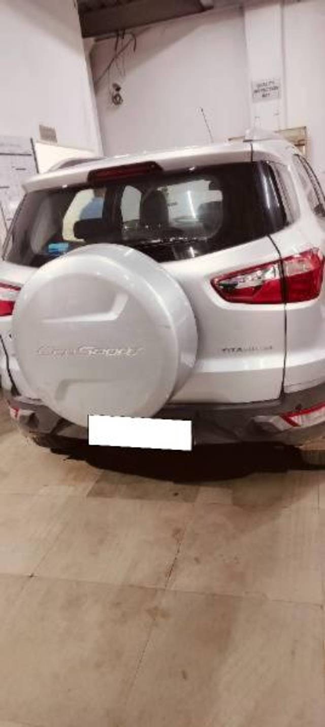 https://images10.gaadi.com/usedcar_image/4498291/original/processed_6a321585-7501-4ace-bd70-8b00b749cd18.jpg?imwidth=6400