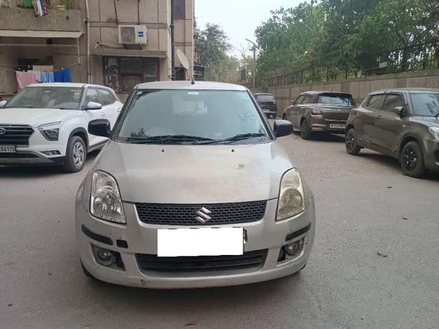 https://images10.gaadi.com/usedcar_image/4498346/original/processed_16e3e144-8a35-44cd-b5ee-2bdd2940fb10.jpg?imwidth=6400