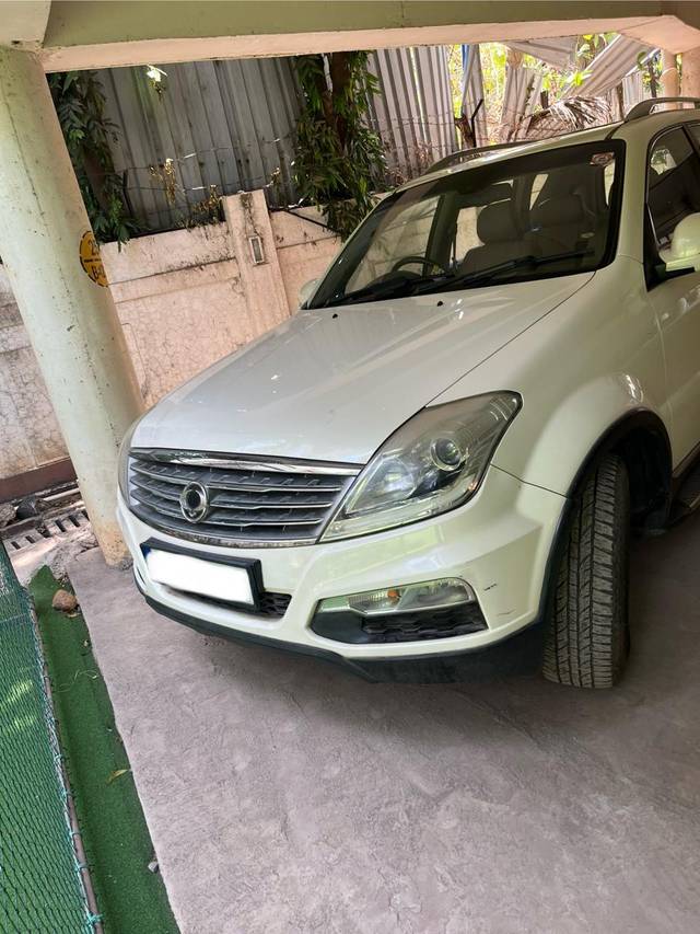 https://images10.gaadi.com/usedcar_image/4498494/original/28302881-7e2f-413a-a662-6a97c6b8d44e.jpg?imwidth=6400