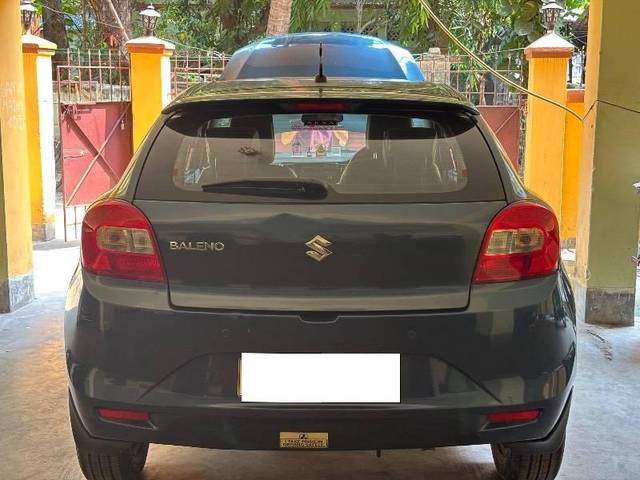 https://images10.gaadi.com/usedcar_image/4498499/original/processed_d8c6d2ed-3da6-4926-b20c-1fc0cc53907f.jpeg?imwidth=6401