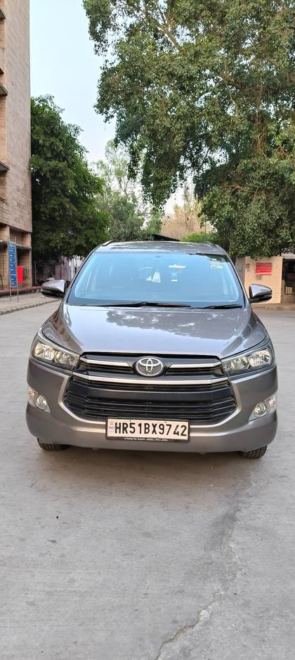 Toyota Innova Crysta 2.4 G Plus MT BSIV Toyota Innova Crysta 2.4 G Plus MT BSIV