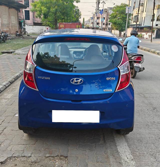 https://images10.gaadi.com/usedcar_image/4498527/original/processed_5c4b560dfdda2538c273eed4f63094dd.jpg?imwidth=6401